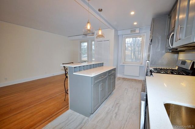 69 Harney Road 3A, Scarsdale, NY 10583