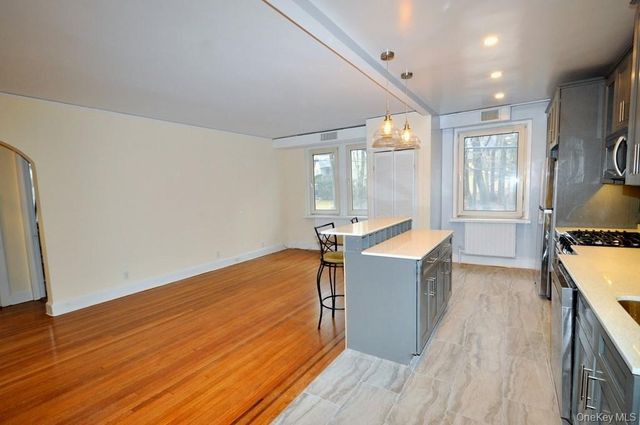 69 Harney Road 3A, Scarsdale, NY 10583