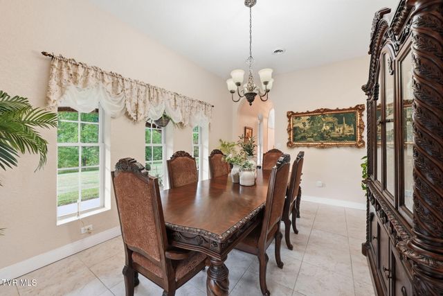 7120 Moccasin Valley Road, Lebanon, VA 24266