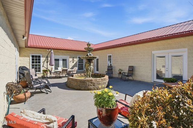 7120 Moccasin Valley Road, Lebanon, VA 24266