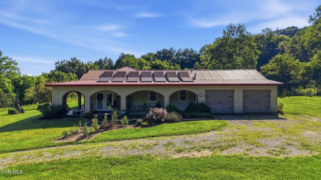 7120 Moccasin Valley Road, Lebanon, VA 24266