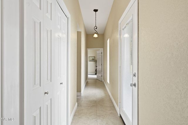 7120 Moccasin Valley Road, Lebanon, VA 24266