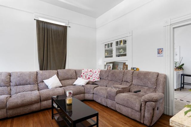764 40th Street, Oakland, CA 94609