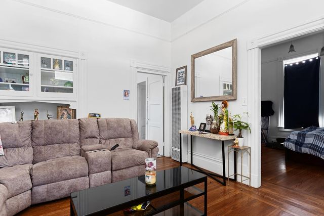 764 40th Street, Oakland, CA 94609