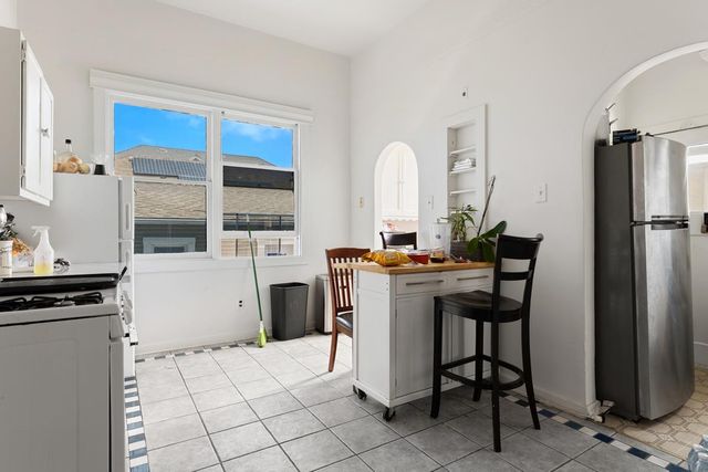 764 40th Street, Oakland, CA 94609