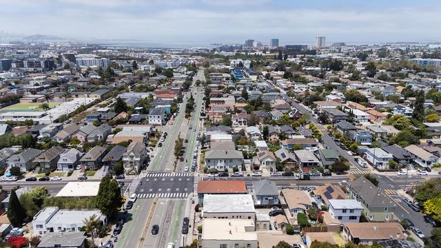 764 40th Street, Oakland, CA 94609