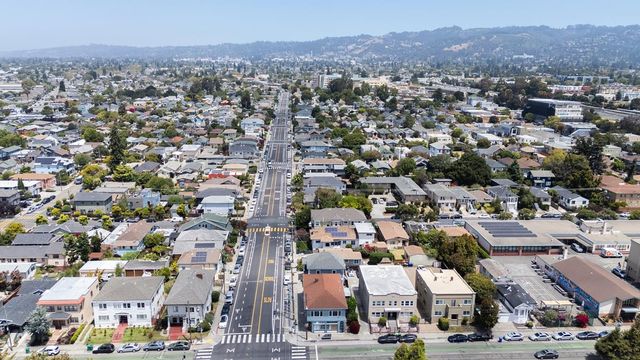 764 40th Street, Oakland, CA 94609