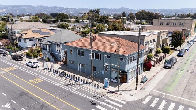764 40th Street, Oakland, CA 94609