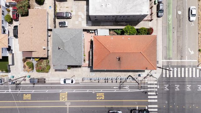 764 40th Street, Oakland, CA 94609