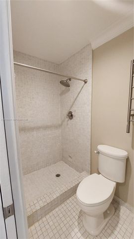 255 S Poinciana Dr 605, Sunny Isles Beach, FL 33160