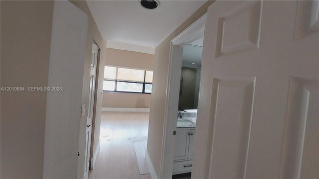 255 S Poinciana Dr 605, Sunny Isles Beach, FL 33160