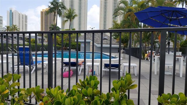 255 S Poinciana Dr 605, Sunny Isles Beach, FL 33160