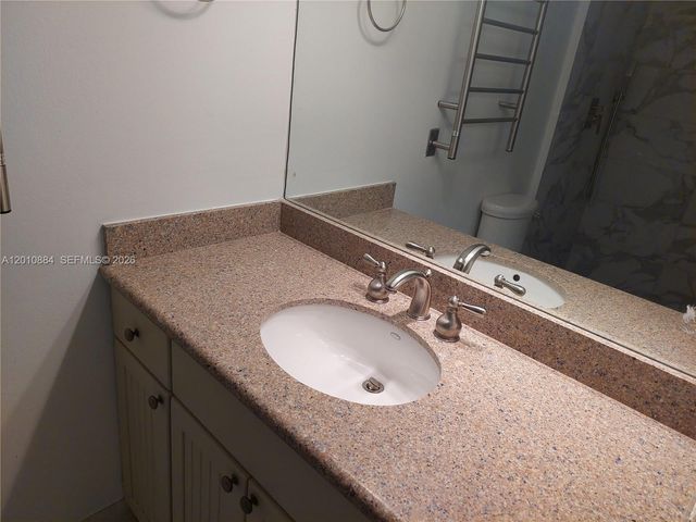 255 S Poinciana Dr 605, Sunny Isles Beach, FL 33160