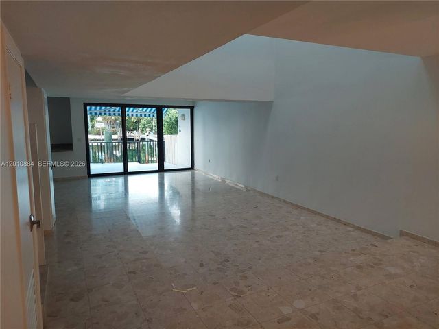 255 S Poinciana Dr 605, Sunny Isles Beach, FL 33160