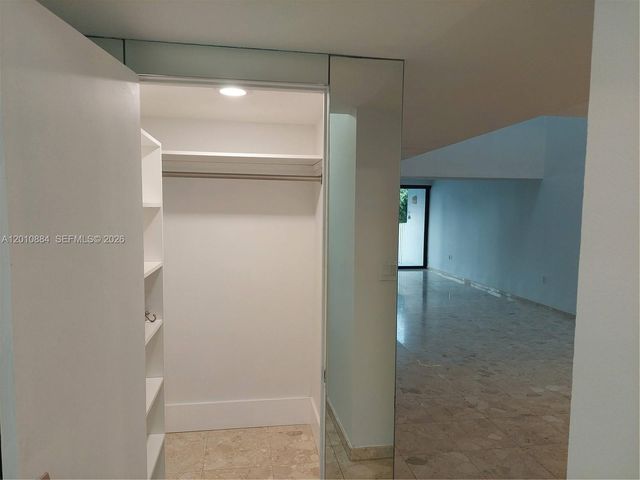 255 S Poinciana Dr 605, Sunny Isles Beach, FL 33160