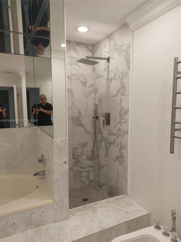 255 S Poinciana Dr 605, Sunny Isles Beach, FL 33160