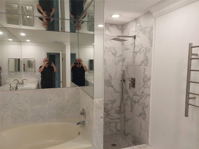 255 S Poinciana Dr 605, Sunny Isles Beach, FL 33160