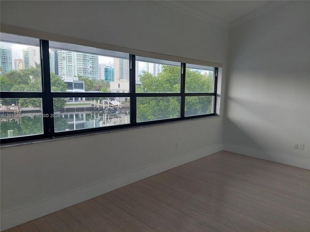 255 S Poinciana Dr 605, Sunny Isles Beach, FL 33160