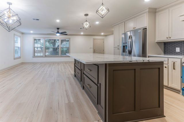 804 N 43rd Street, Waco, TX 76710