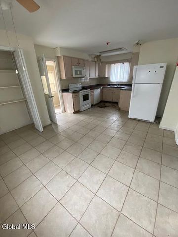 412 New Scotland Avenue, Albany, NY 12208