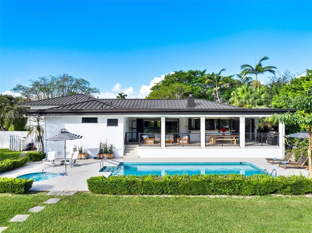 14615 SW 77th Ct, Palmetto Bay, FL 33158