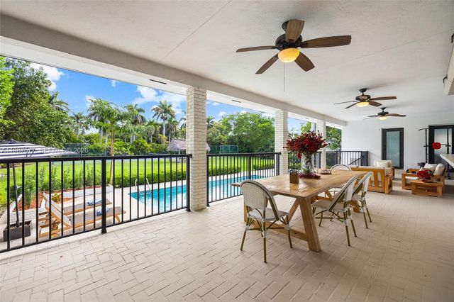 14615 SW 77th Ct, Palmetto Bay, FL 33158