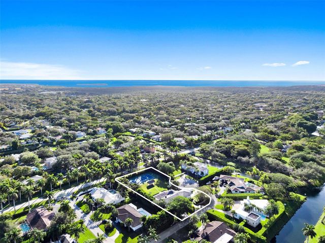 14615 SW 77th Ct, Palmetto Bay, FL 33158