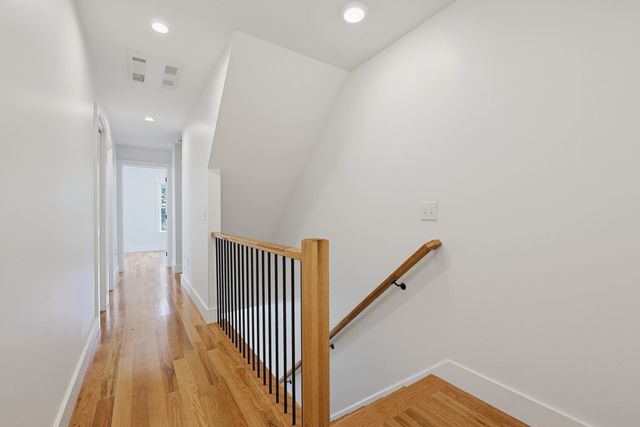 36 Linwood Ave 36, Melrose, MA 02176