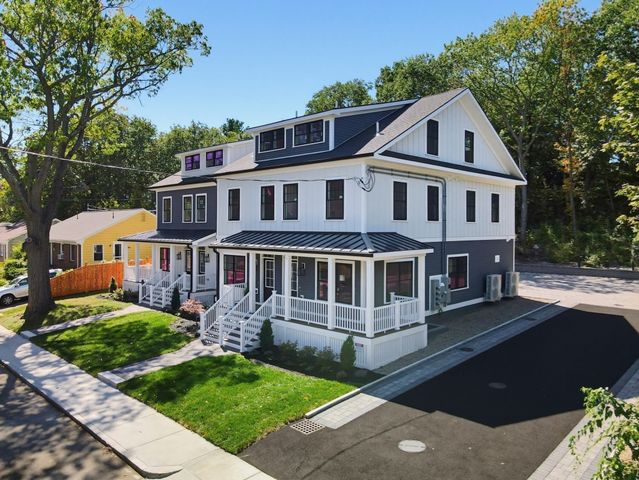 36 Linwood Ave 36, Melrose, MA 02176