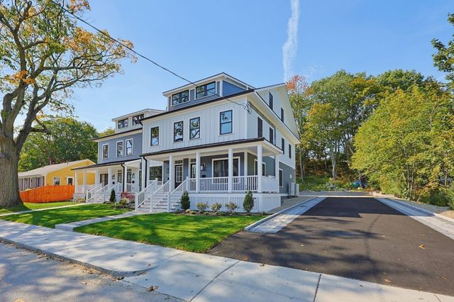 36 Linwood Ave 36, Melrose, MA 02176
