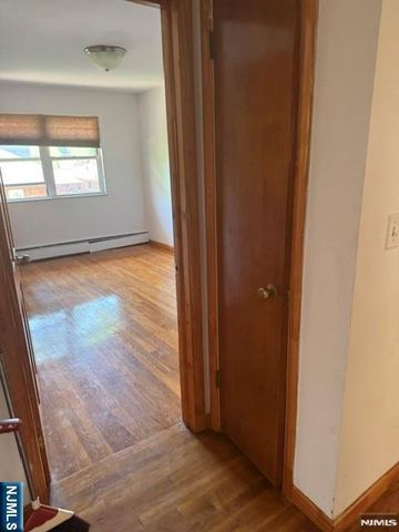 1062 Jassamine Way, Fort Lee, NJ 07024