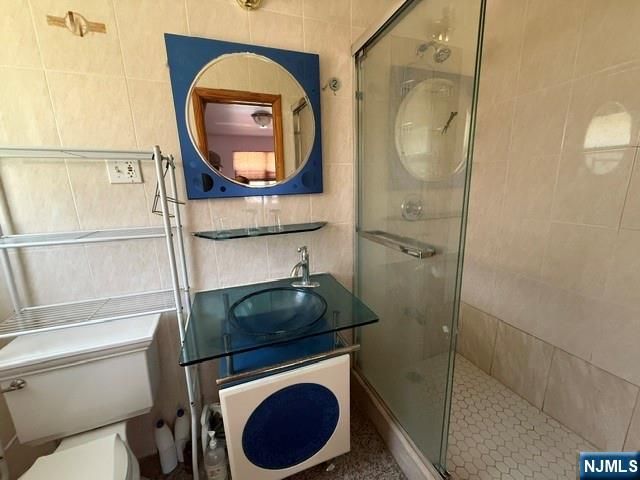 1062 Jassamine Way, Fort Lee, NJ 07024