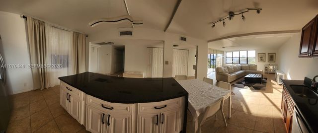 20381 NE 30th Ave 324-7, Aventura, FL 33180