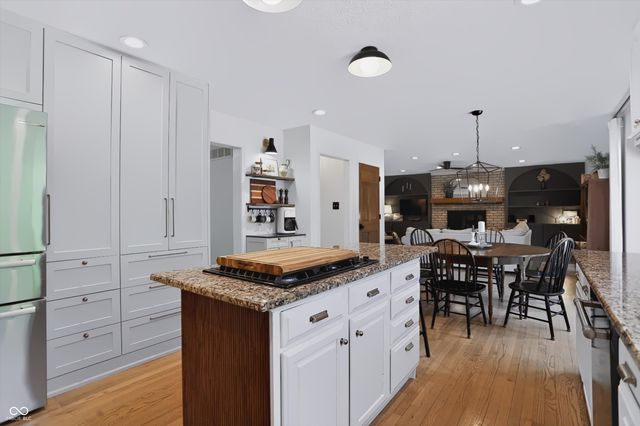11377 Brentwood Avenue, Zionsville, IN 46077