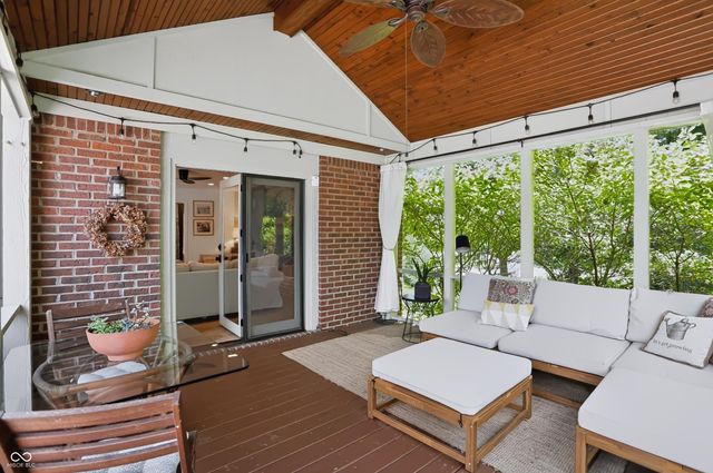 11377 Brentwood Avenue, Zionsville, IN 46077