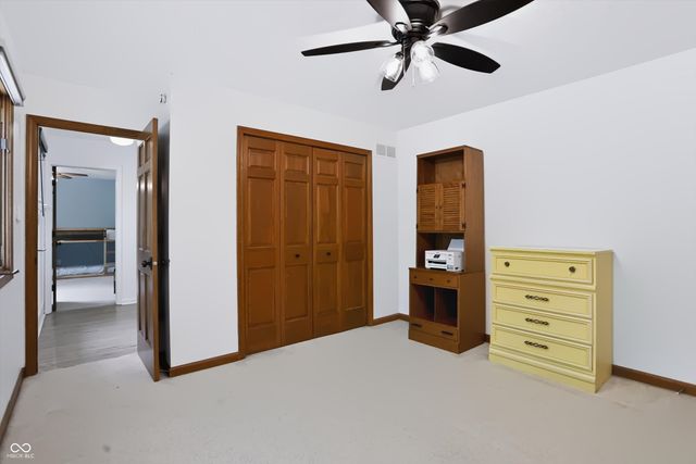 11377 Brentwood Avenue, Zionsville, IN 46077