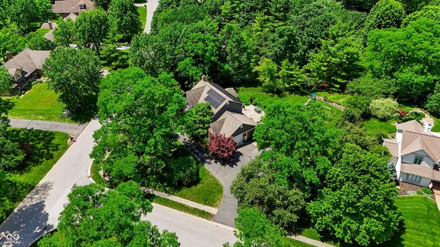 11377 Brentwood Avenue, Zionsville, IN 46077