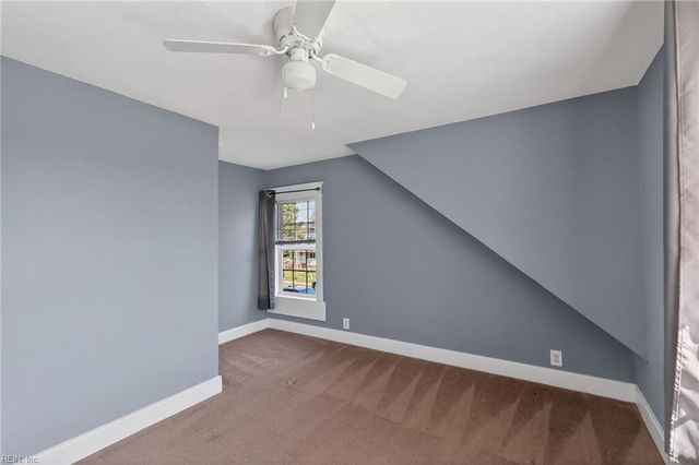 25 W Cummings AVE, Hampton, VA 23663