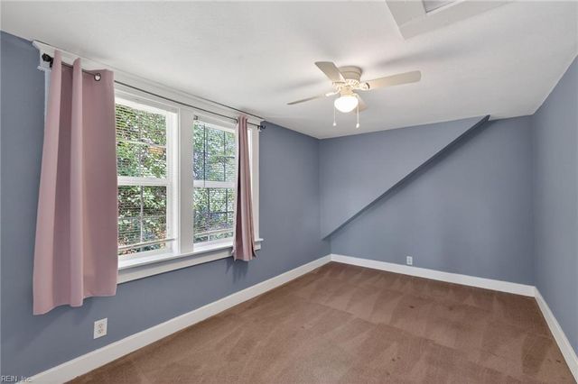 25 W Cummings AVE, Hampton, VA 23663