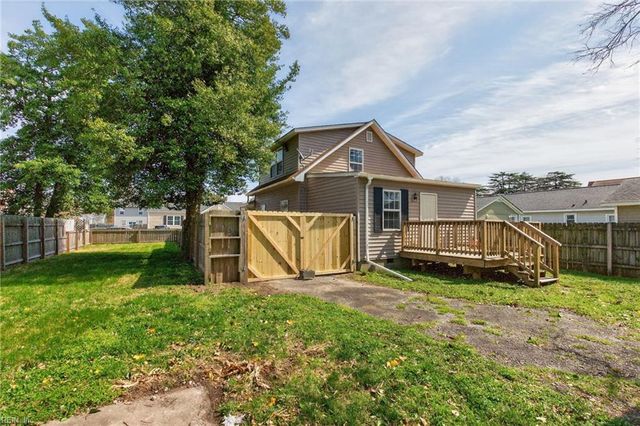 25 W Cummings AVE, Hampton, VA 23663