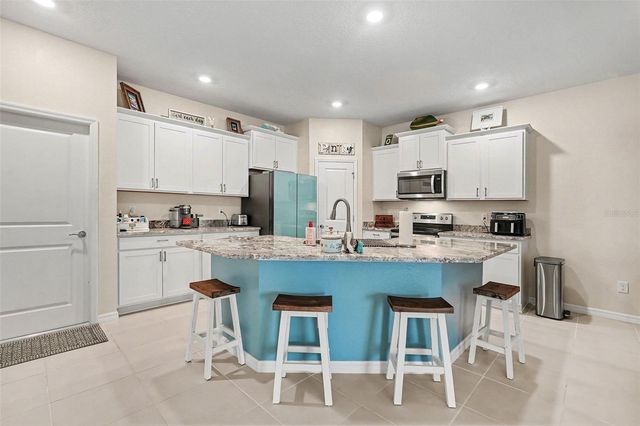 32310 LEXINGTON STREET, Wesley Chapel, FL 33543