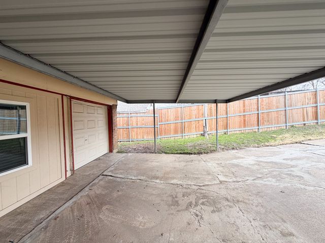 304 Clary Drive, Mesquite, TX 75149