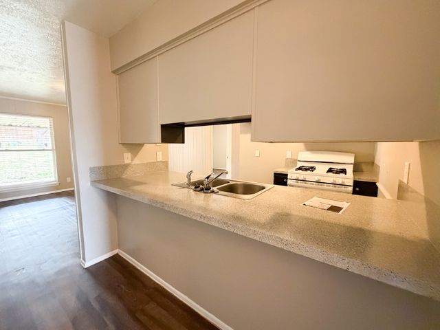 304 Clary Drive, Mesquite, TX 75149