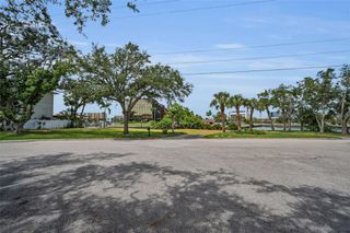 56 SANDPIPER ROAD, Tampa, FL 33609