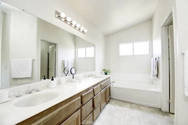 11102 Liverpool, Riverside, CA 92503