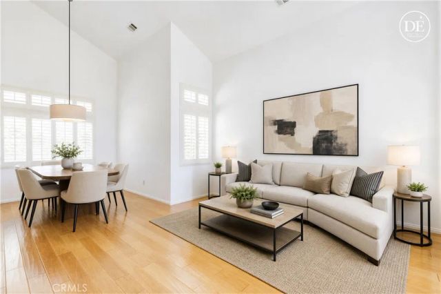 11102 Liverpool, Riverside, CA 92503