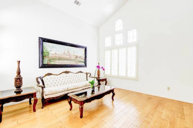 11102 Liverpool, Riverside, CA 92503