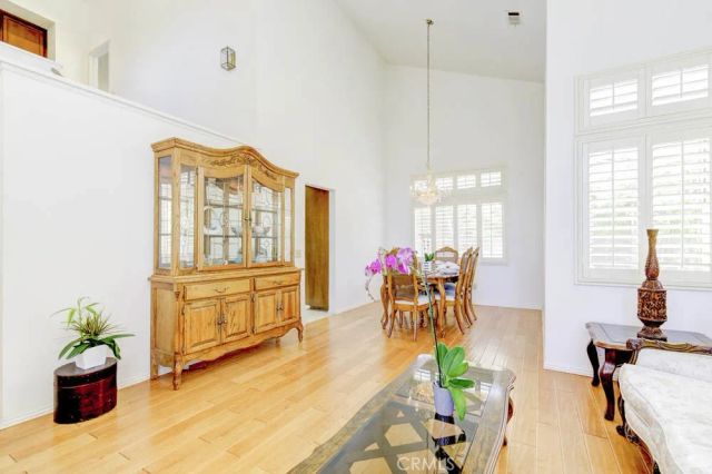 11102 Liverpool, Riverside, CA 92503