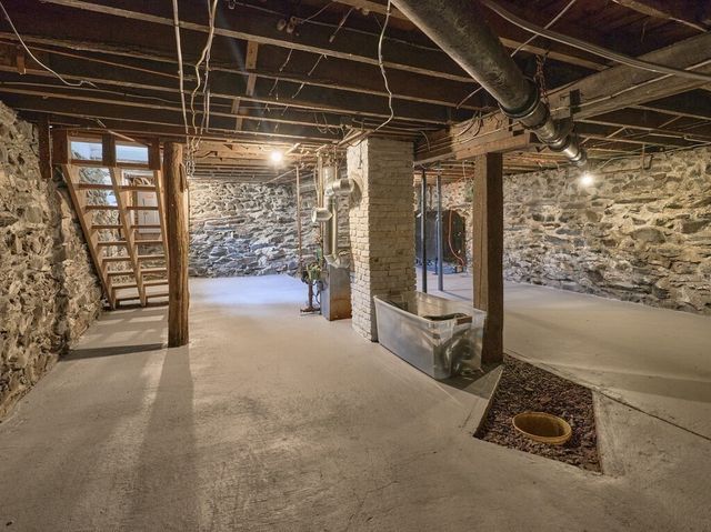1903 Main St, Lancaster, MA 01523