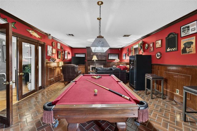 4121 W DE LEON STREET, Tampa, FL 33609
